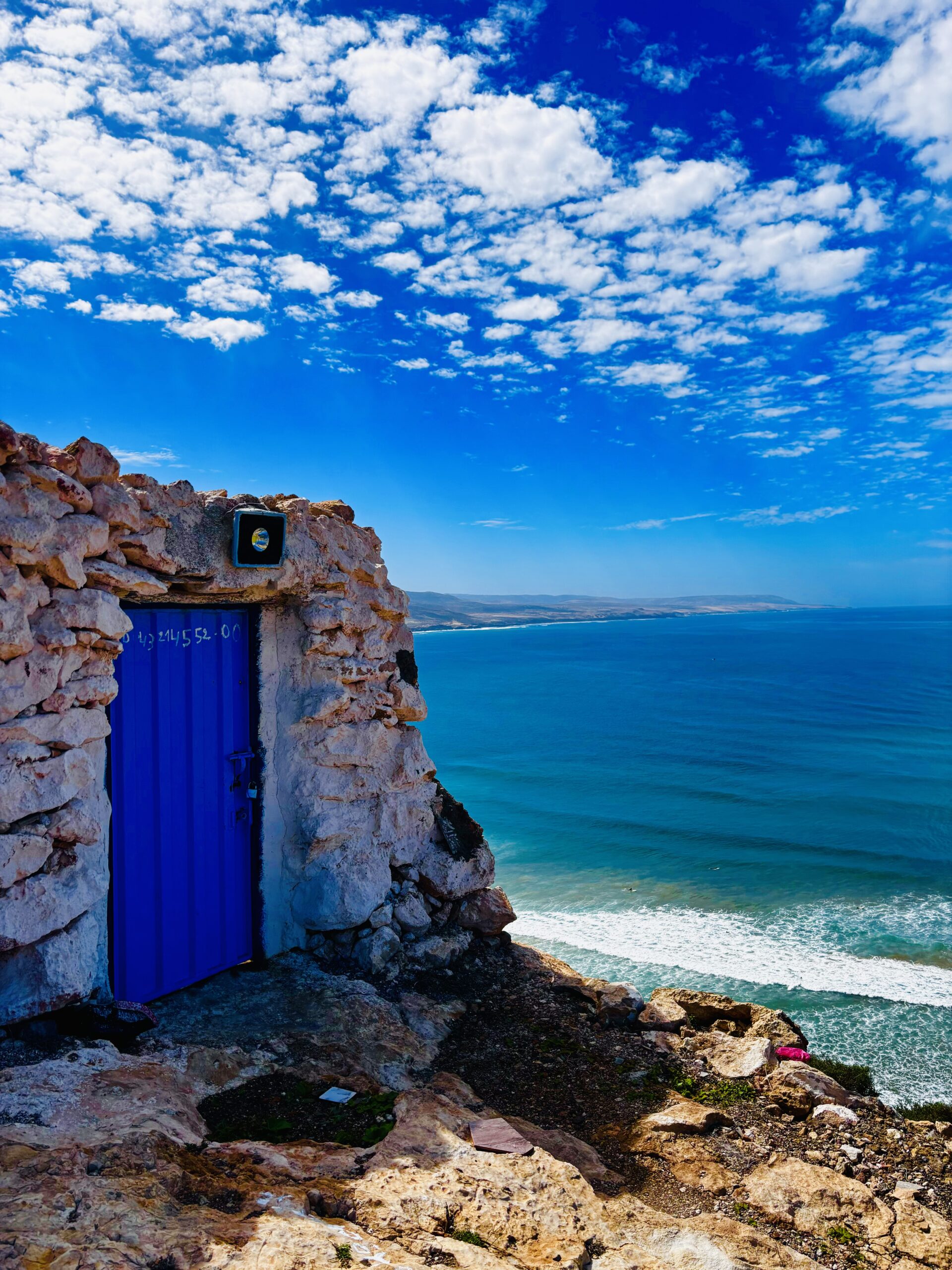 porte bleue a imsouane baie maroc