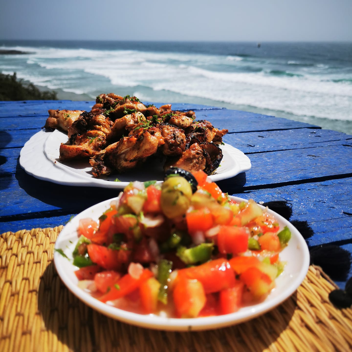 Repas face à l'océan